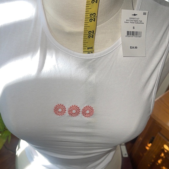 90s Crop Graphic Tank Embroidered flowers - Picture 4 of 4
